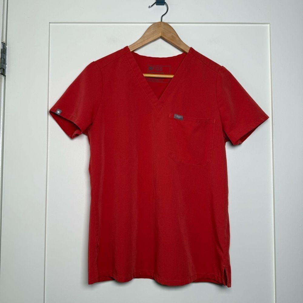 Figs Scrubs Top Catarina One-Pocket Womens Sz S Clay Medical Nurse PO1707